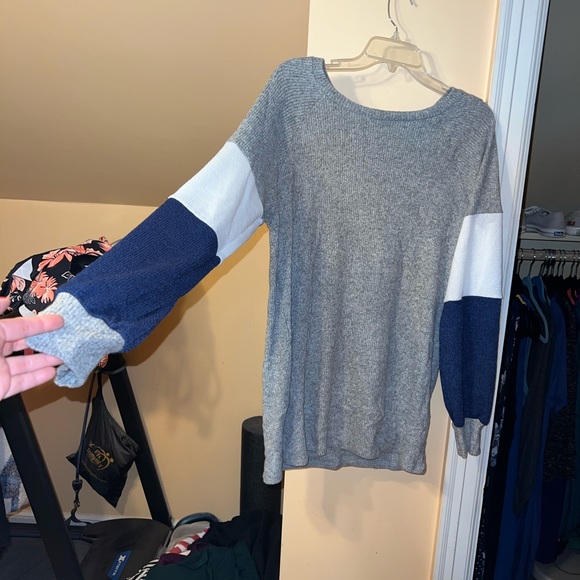 Color block super soft sweater size xl - Picture 2 of 4